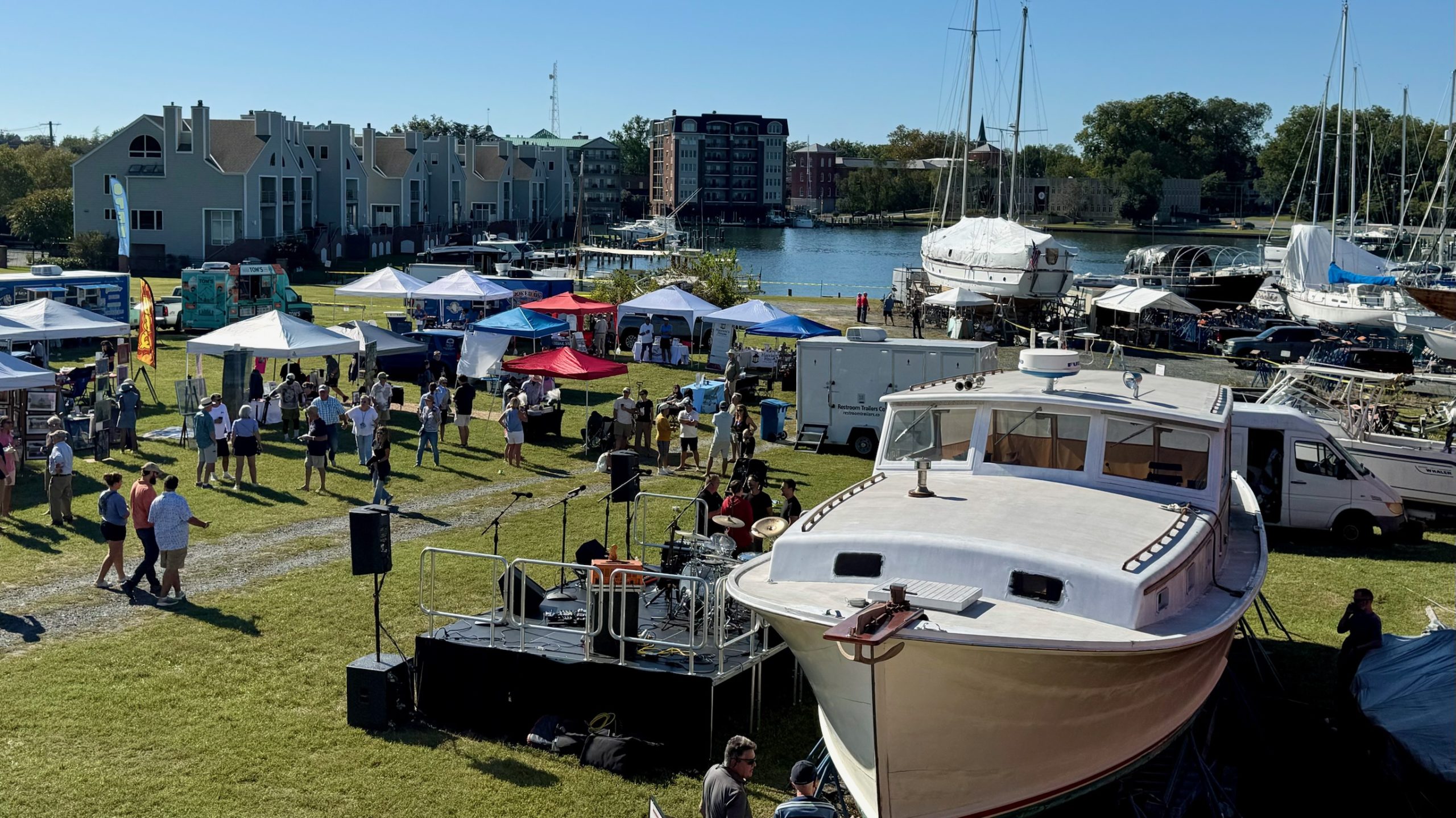 Crowds at the Boatyard Bash